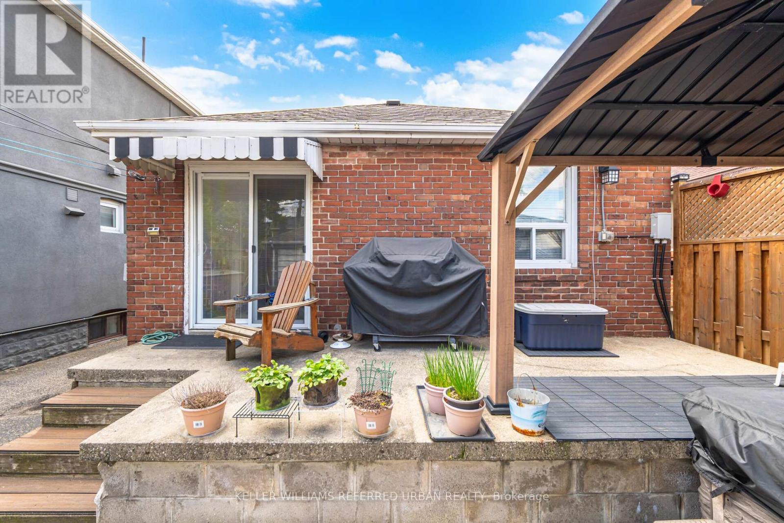 47 St Hubert Avenue, Toronto, Ontario  M4J 3Z2 - Photo 18 - E13068890