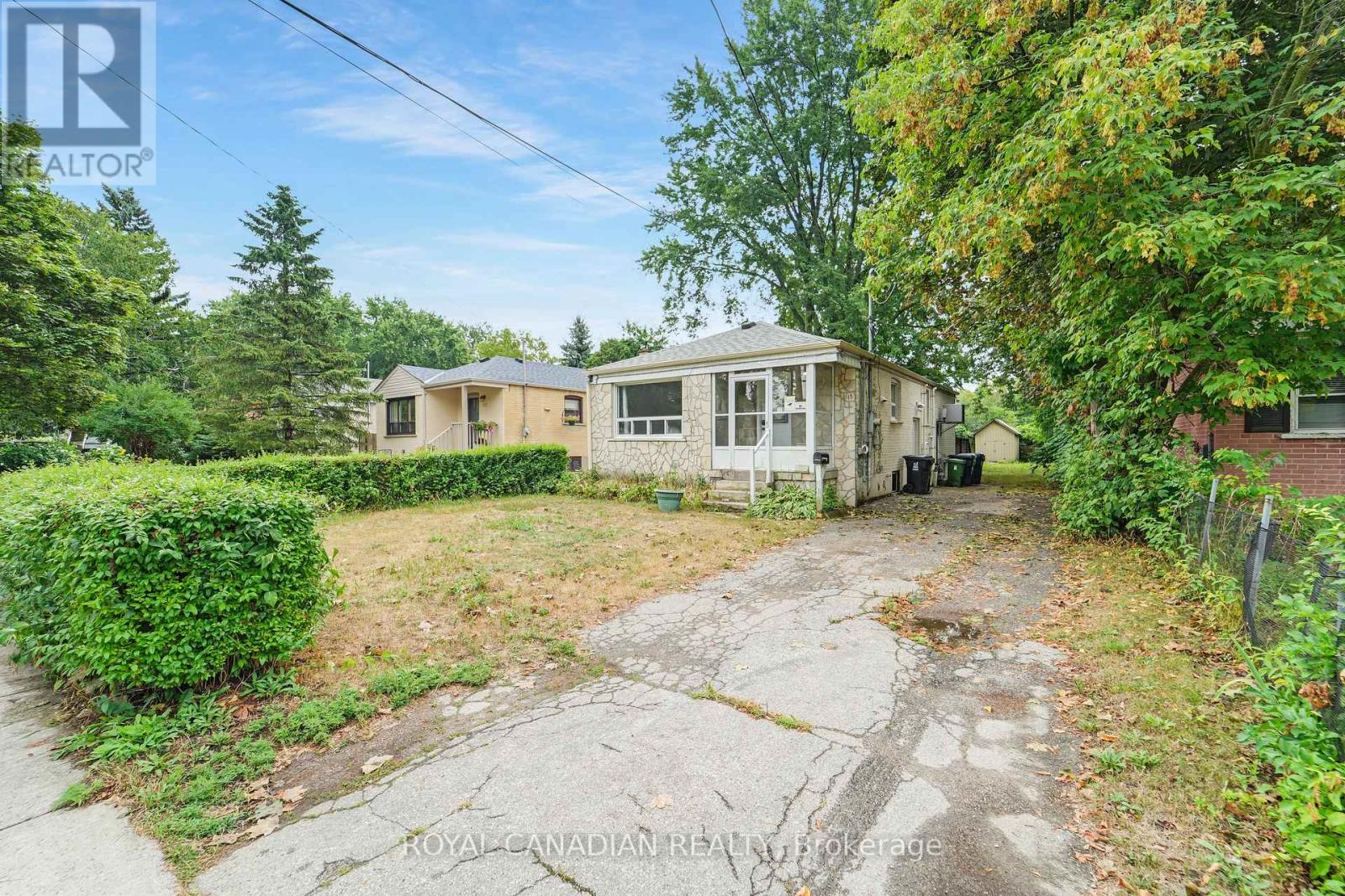 BSMT - 115 DARLINGSIDE DRIVE, Toronto, Ontario