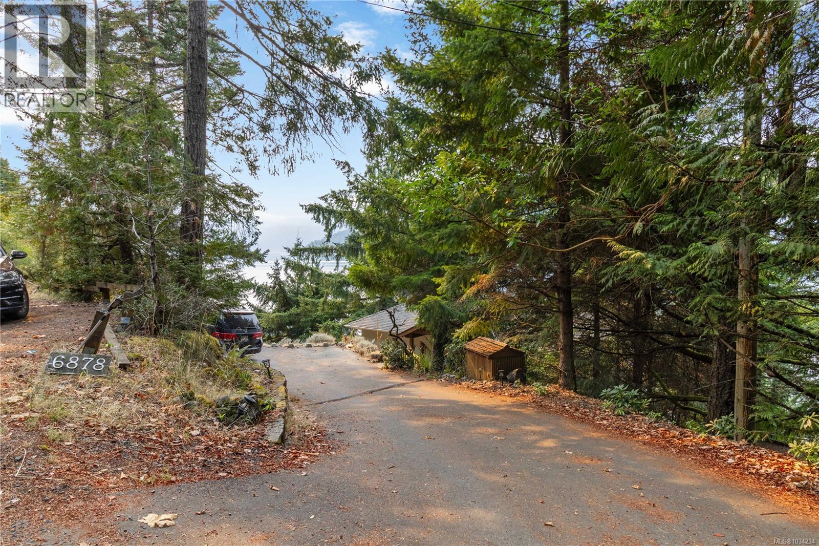 6878 Mark Lane, Central Saanich, British Columbia  V9E 2A1 - Photo 3 - 1034234