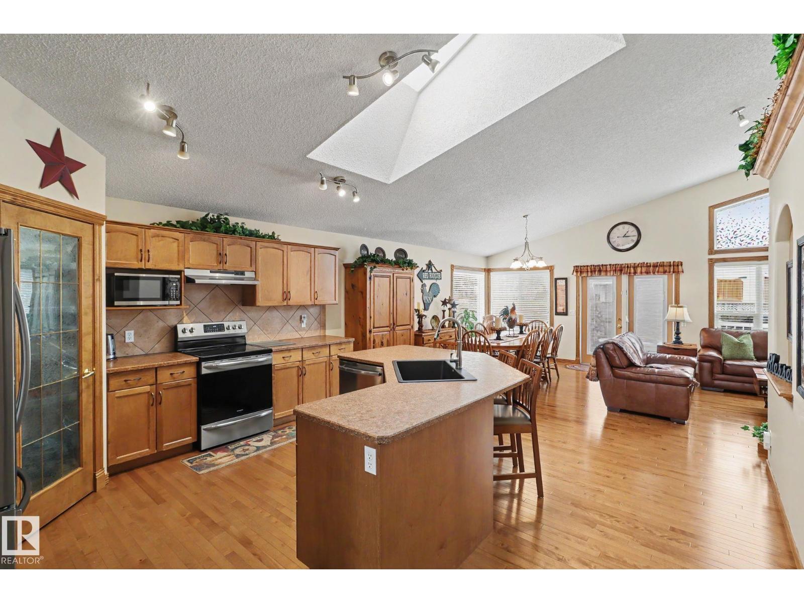 5 Richelieu Pl, Beaumont, Alberta  T4X 1S4 - Photo 10 - E4485146