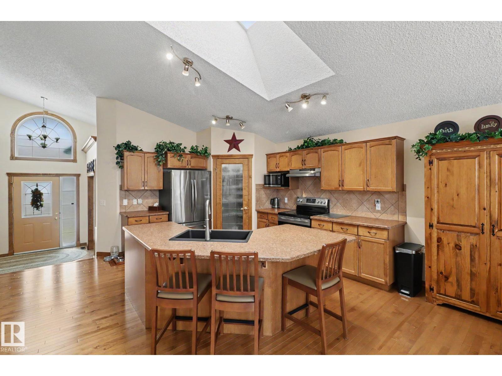 5 Richelieu Pl, Beaumont, Alberta  T4X 1S4 - Photo 12 - E4485146
