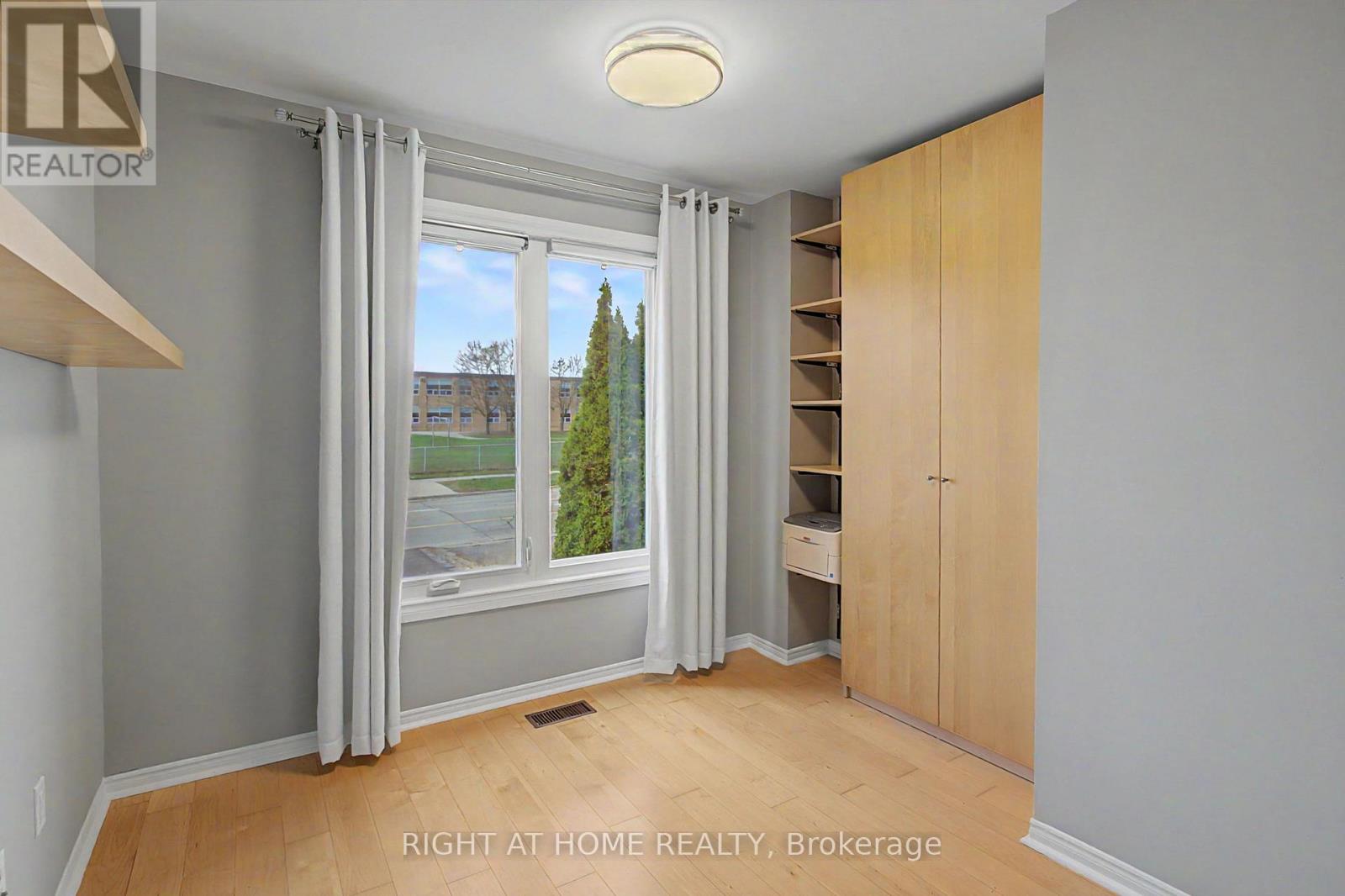 71 Avenue Road, Richmond Hill, Ontario  L4C 9N6 - Photo 13 - N13028618