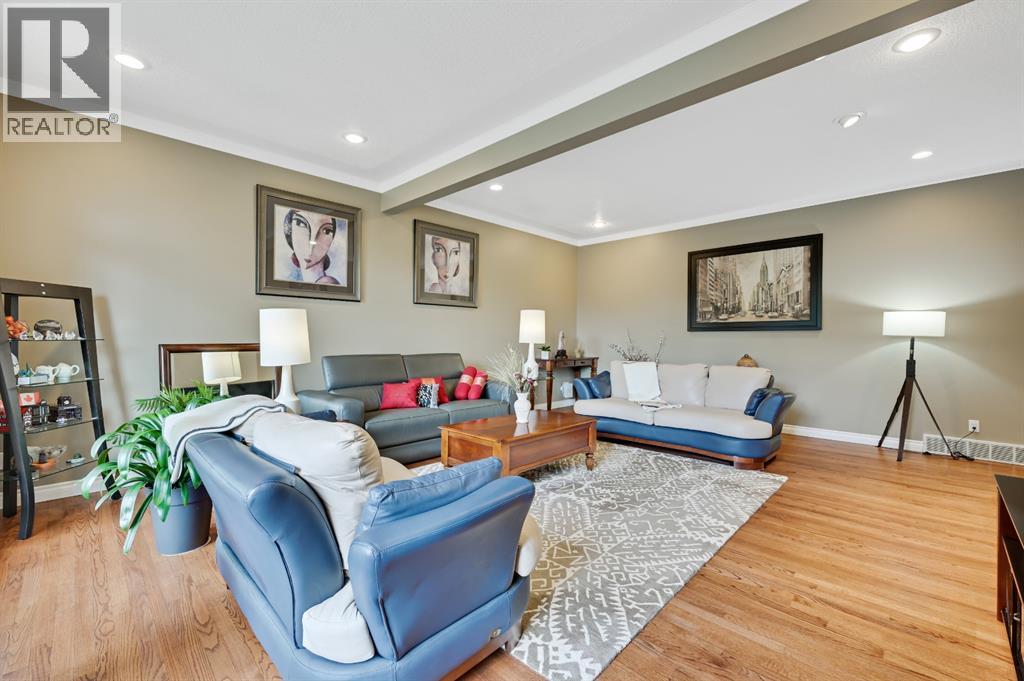 2706 Marquette Street SW, Calgary, Alberta  T2T 3E3 - Photo 7 - A2305749