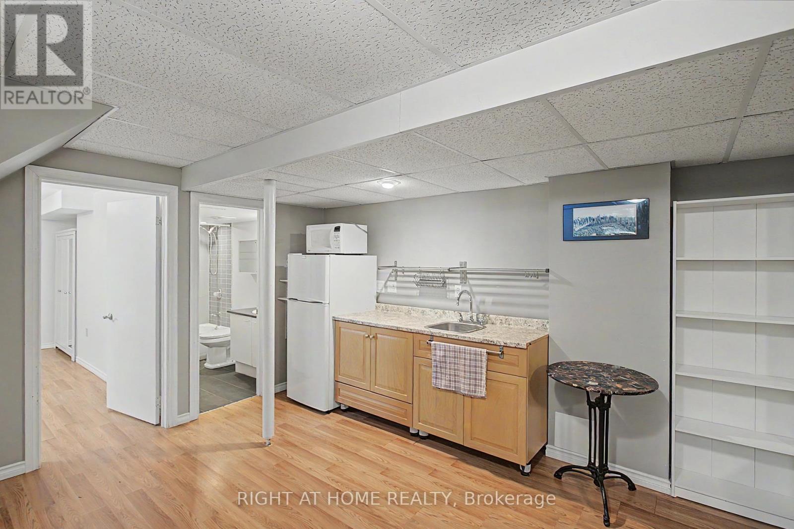 71 Avenue Road, Richmond Hill, Ontario  L4C 9N6 - Photo 35 - N13028618