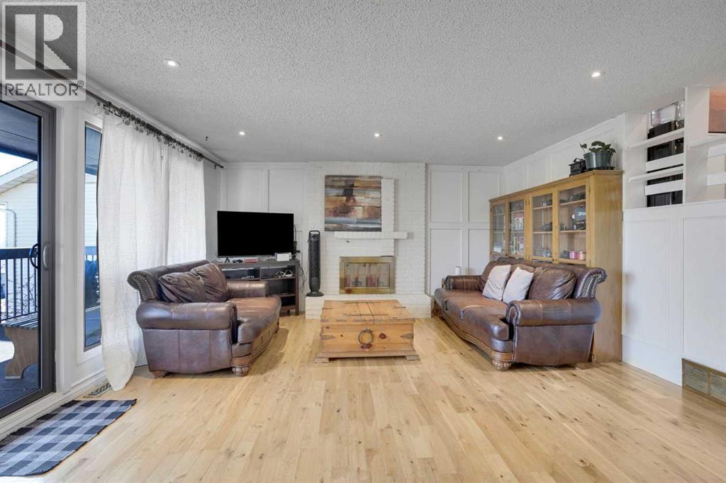 5819 Coach Hill Road Sw, Calgary, Alberta  T3H 1E3 - Photo 13 - A2306674
