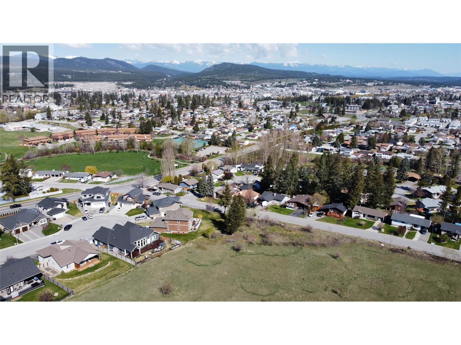 708 22nd Avenue S, Cranbrook, British Columbia  V1C 6Y7 - Photo 39 - 10385323