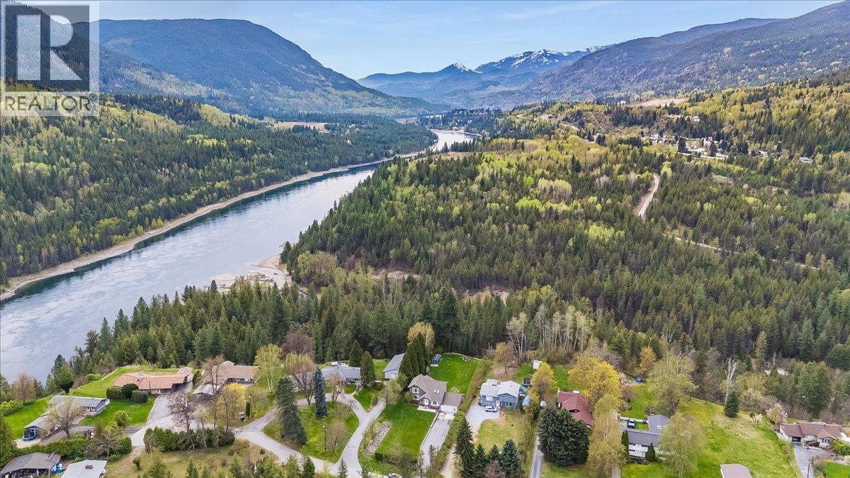 148 100th Street, Castlegar, British Columbia  V1N 3C5 - Photo 63 - 10385327