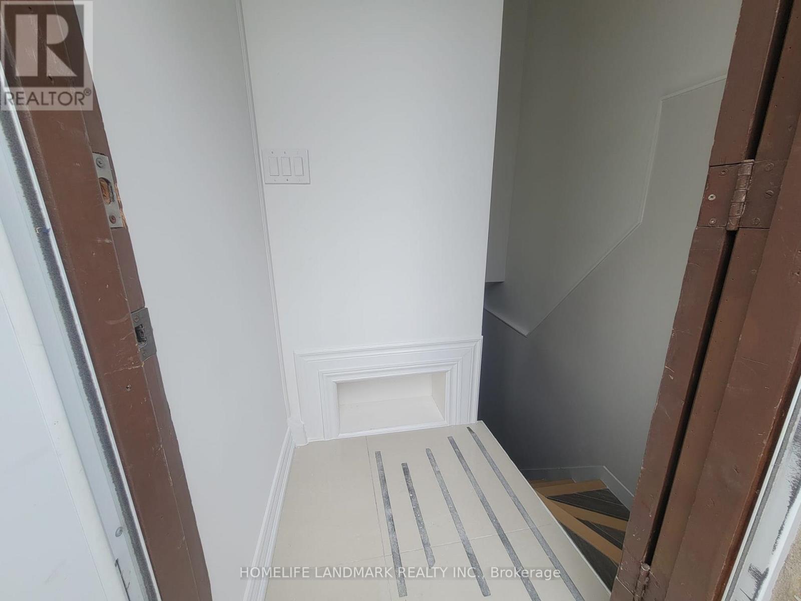 Basment - 307 Axminster Drive, Richmond Hill, Ontario  L4C 2W3 - Photo 12 - N13068758