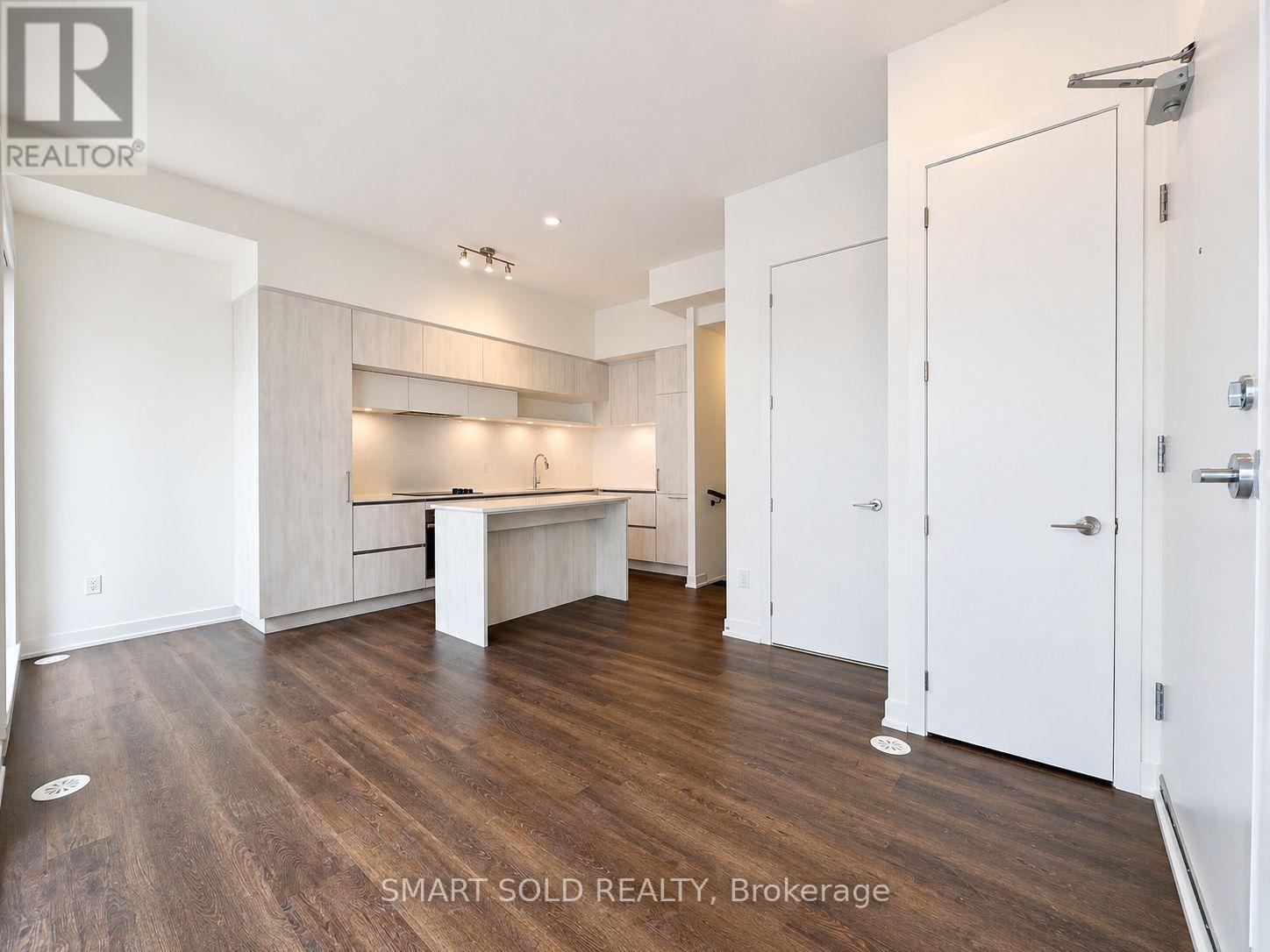 1013 - 14 David Eyer Drive, Richmond Hill, Ontario  L4S 0N4 - Photo 4 - N13068778