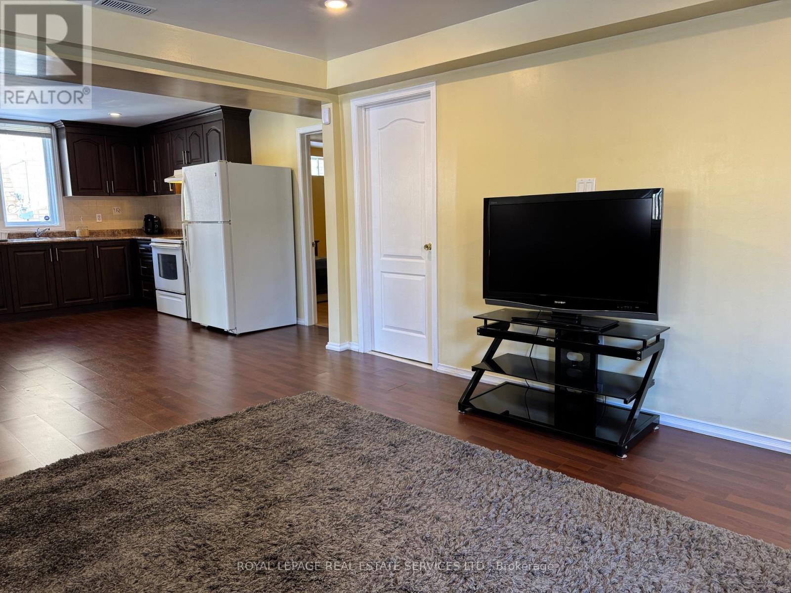 56 Sadot Court, Vaughan, Ontario  L4J 8A8 - Photo 7 - N13068812