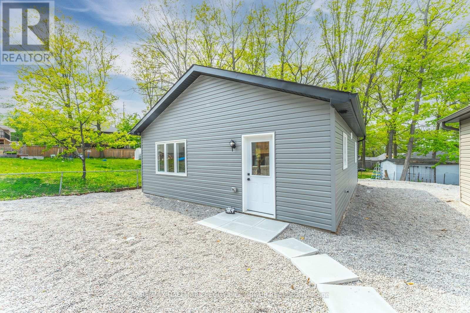 Garden Suite - 176 Cundles Road W, Barrie (Sunnidale), Ontario  L4N 5N2 - Photo 1 - S13068750