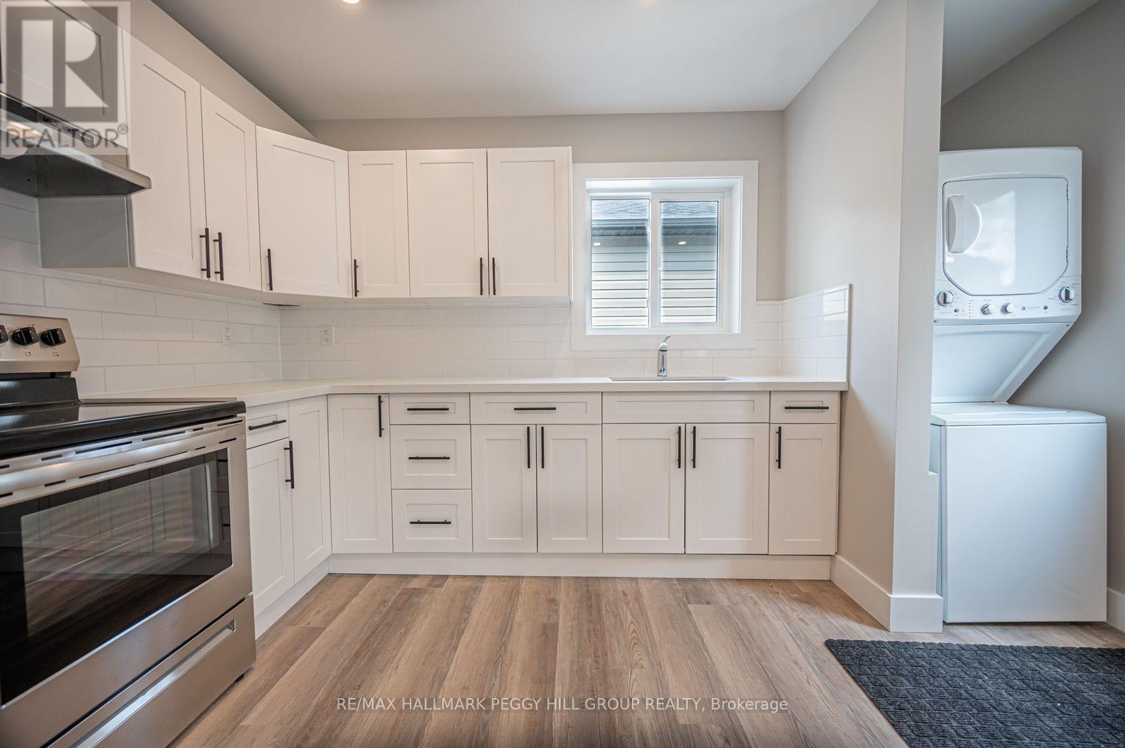 Garden Suite - 176 Cundles Road W, Barrie (Sunnidale), Ontario  L4N 5N2 - Photo 2 - S13068750