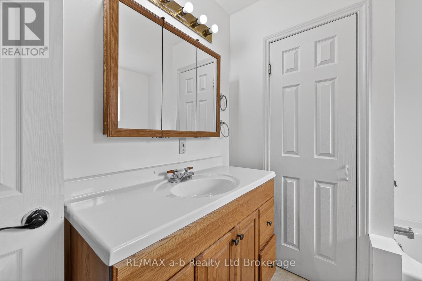 111 Commissioner Street, Zorra, Ontario  N0J 1J0 - Photo 28 - X13068768