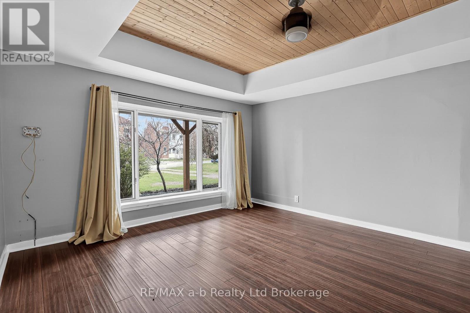 111 Commissioner Street, Zorra, Ontario  N0J 1J0 - Photo 5 - X13068768