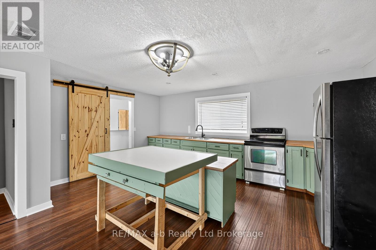 111 Commissioner Street, Zorra, Ontario  N0J 1J0 - Photo 9 - X13068768