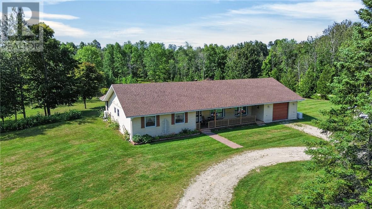 10965 Highway 540, Gore Bay, Ontario  P0P 1H0 - Photo 2 - 2127250
