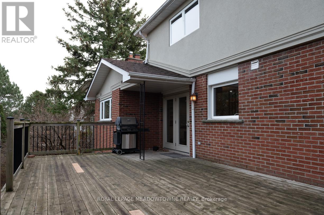 1435 Petrie Way, Mississauga, Ontario  L5J 3Z7 - Photo 17 - W13068820