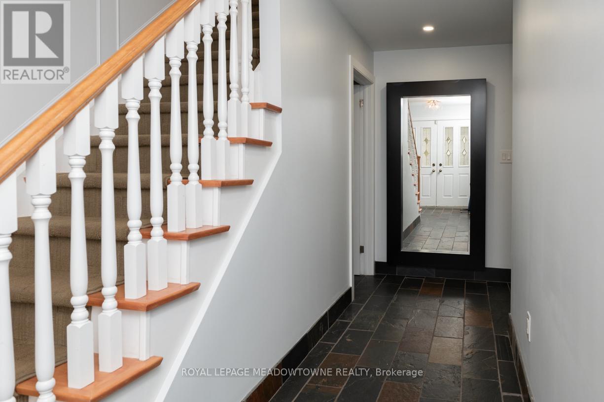 1435 Petrie Way, Mississauga, Ontario  L5J 3Z7 - Photo 23 - W13068820