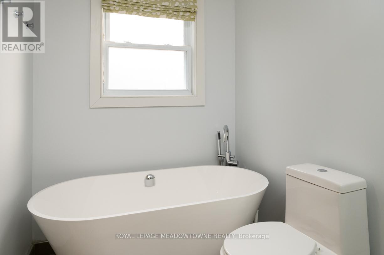 1435 Petrie Way, Mississauga, Ontario  L5J 3Z7 - Photo 30 - W13068820