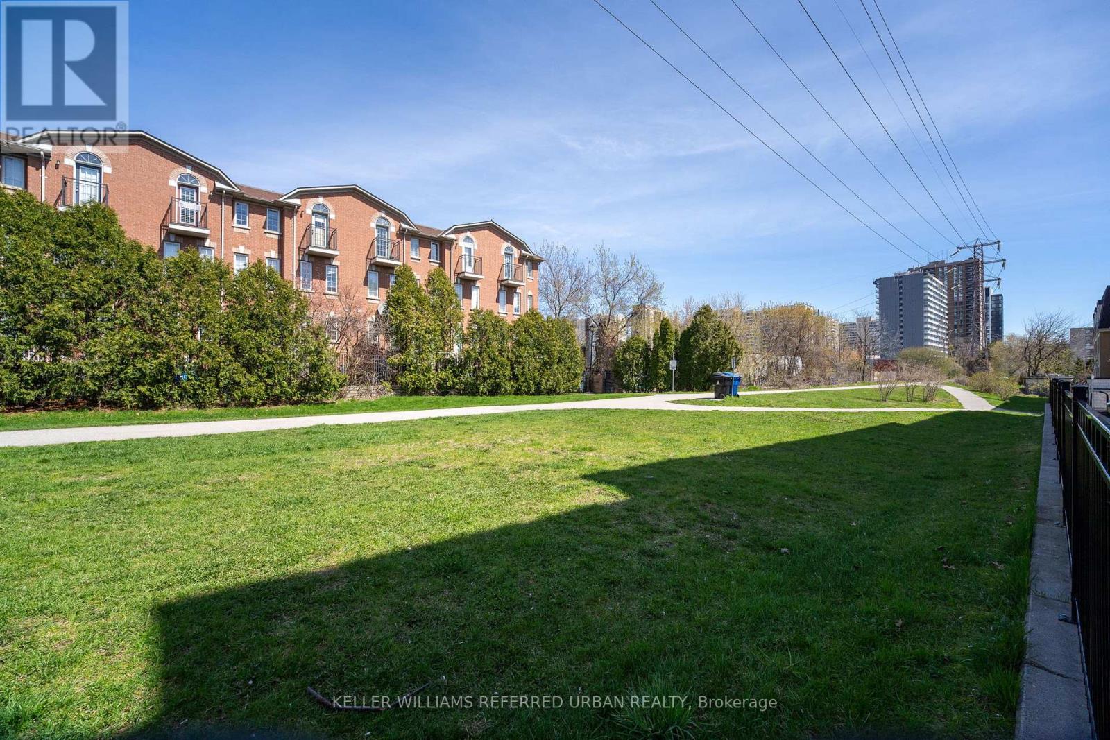 241 - 390 Hopewell Avenue, Toronto, Ontario  M6E 2S2 - Photo 14 - W13068842