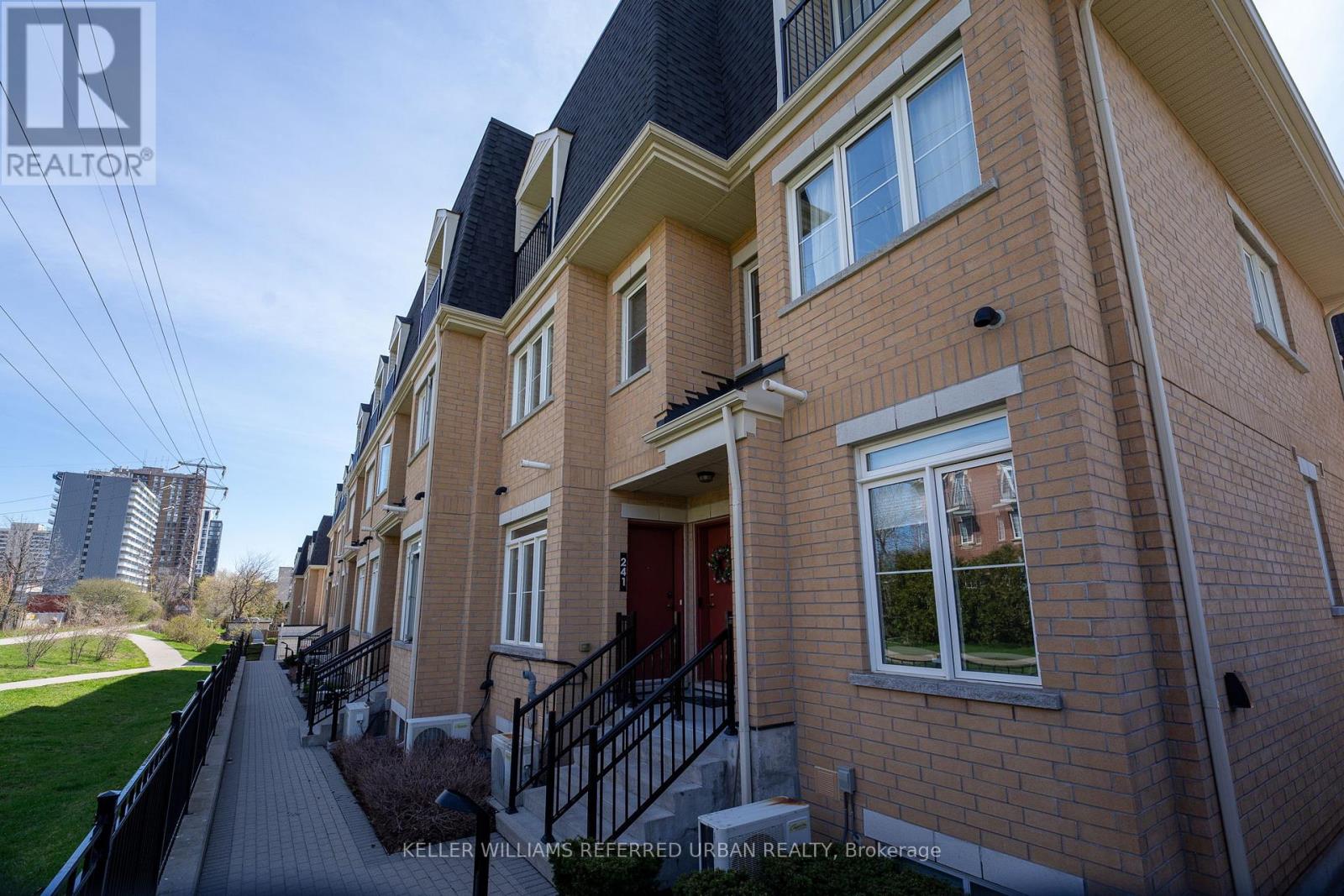 241 - 390 Hopewell Avenue, Toronto, Ontario  M6E 2S2 - Photo 15 - W13068842