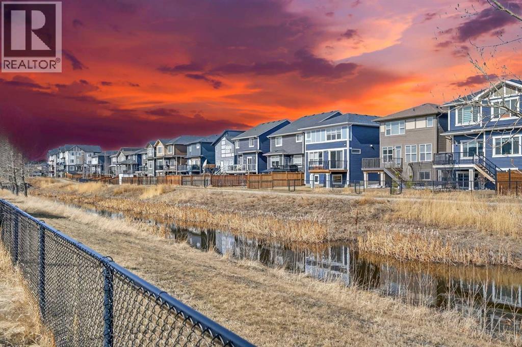 744 Luxstone Landing SW, Airdrie, Alberta  T4B 3L1 - Photo 30 - A2294923