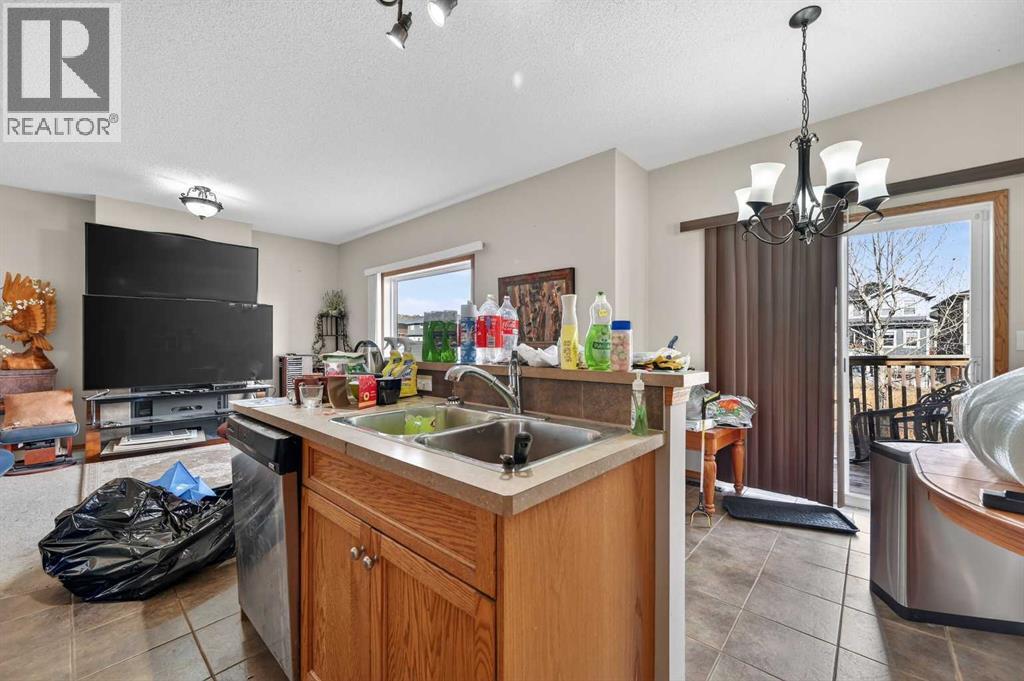 744 Luxstone Landing SW, Airdrie, Alberta  T4B 3L1 - Photo 12 - A2294923