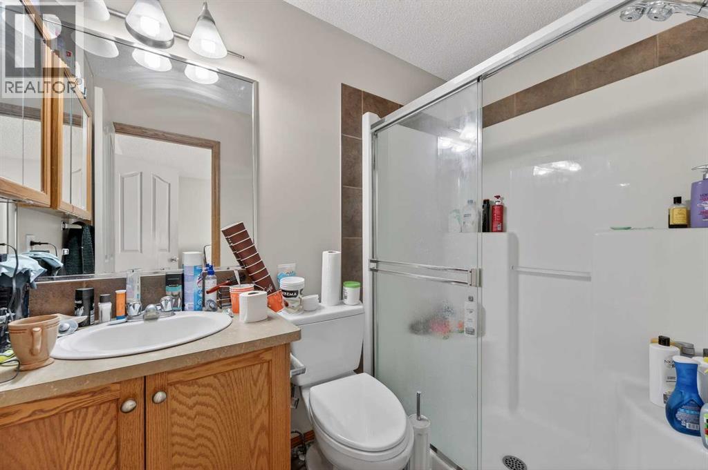 744 Luxstone Landing SW, Airdrie, Alberta  T4B 3L1 - Photo 20 - A2294923