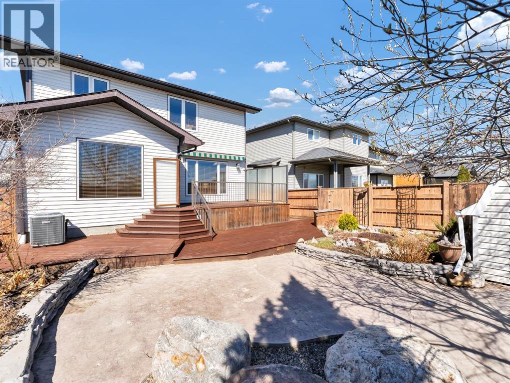 107 Vista Close Se, Medicine Hat, Alberta  T1B 0M3 - Photo 30 - A2302481