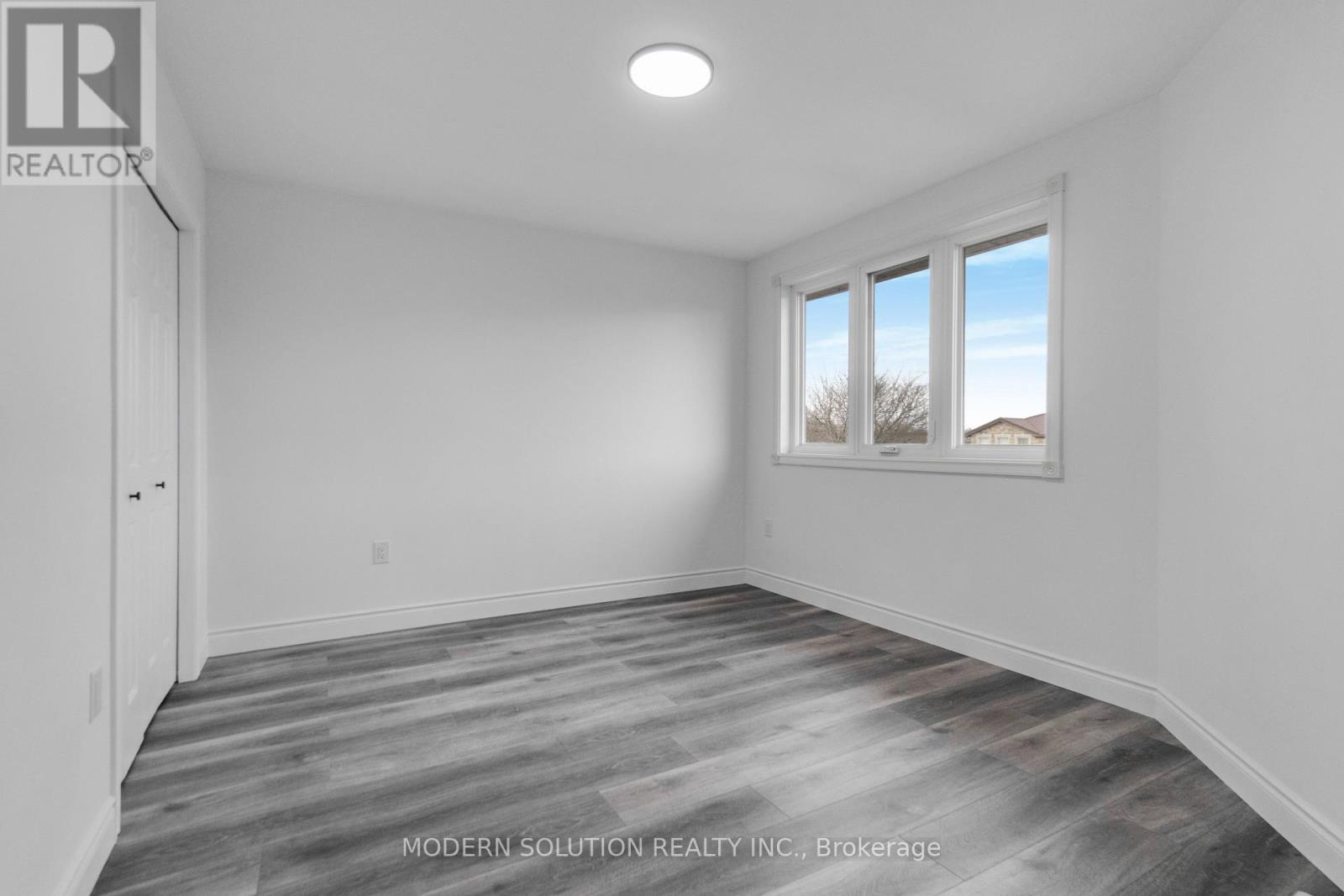 168 Fusilier Drive, Hamilton, Ontario  L9B 2C8 - Photo 37 - X12964750