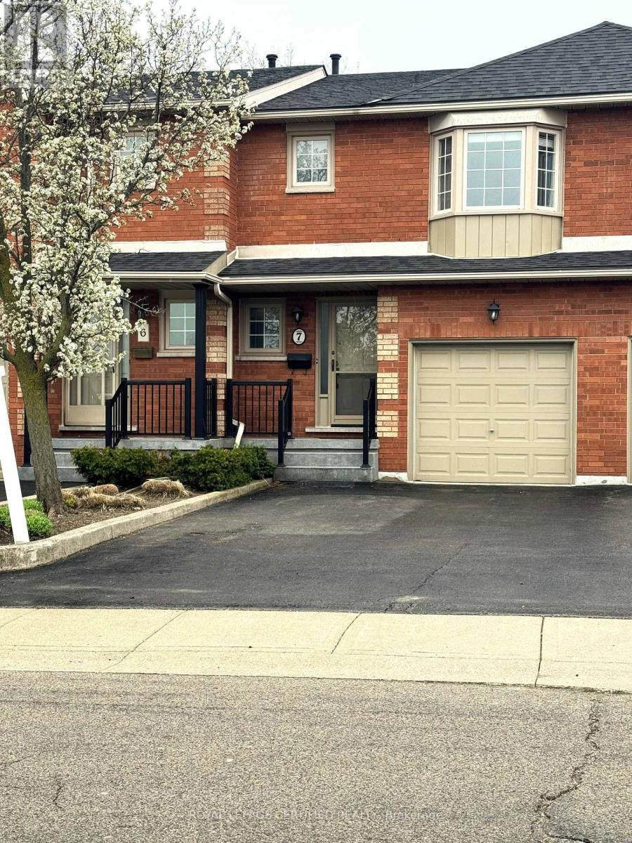 7 - 255 MOUNT ALBION ROAD, Hamilton, Ontario