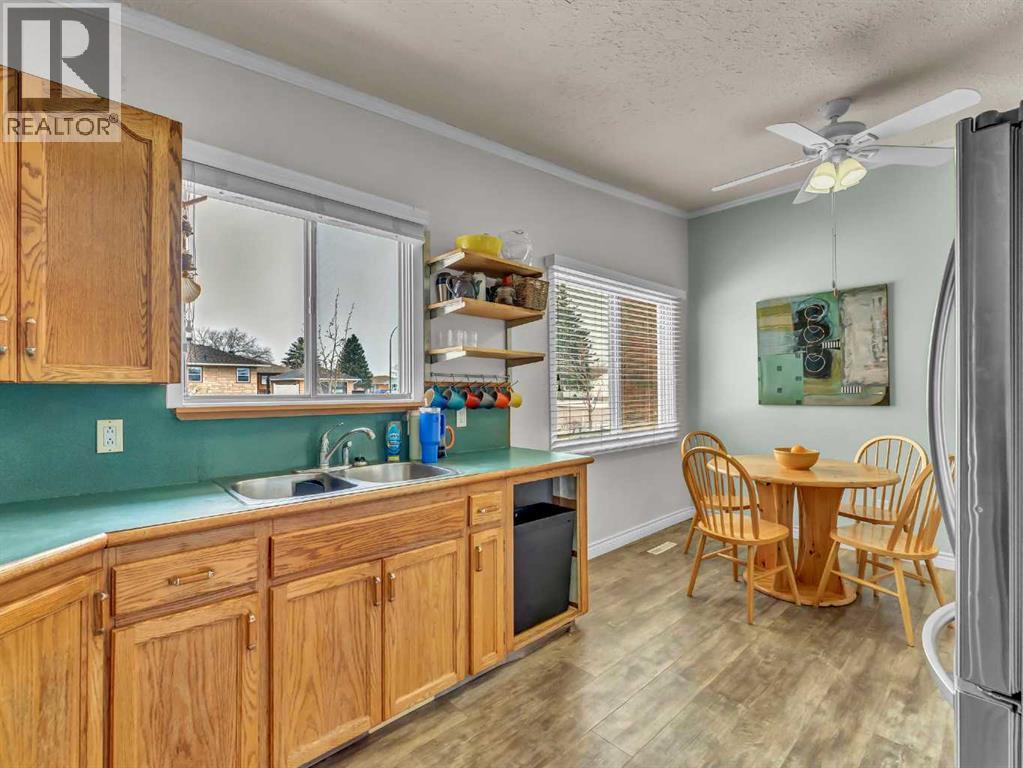 161 Burns Crescent Nw, Medicine Hat, Alberta  T1A 6W2 - Photo 15 - A2305536
