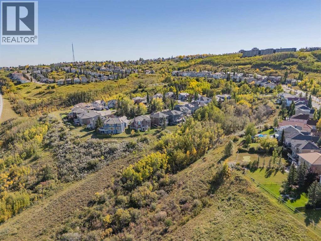 70 Patterson Close SW, Calgary, Alberta  T3H 3K2 - Photo 2 - A2299899