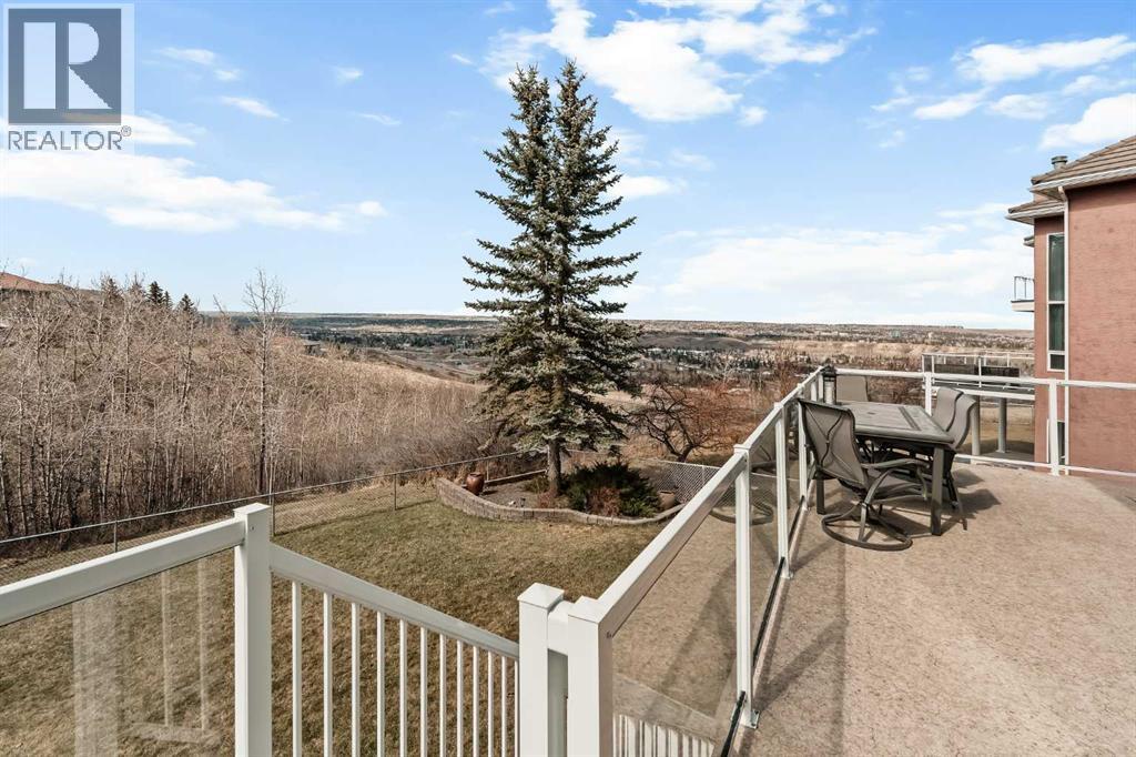 70 Patterson Close SW, Calgary, Alberta  T3H 3K2 - Photo 17 - A2299899