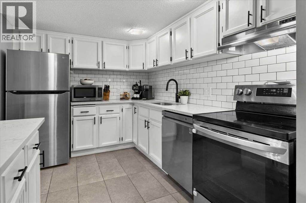31, 2225 Oakmoor Drive SW, Calgary, Alberta  T2V 4N5 - Photo 12 - A2304997