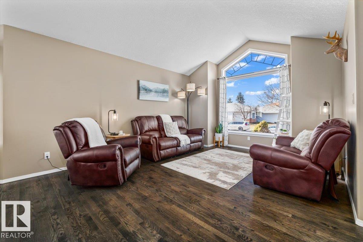 86 Westpark Wy, Fort Saskatchewan, Alberta  T8L 3X1 - Photo 4 - E4485156