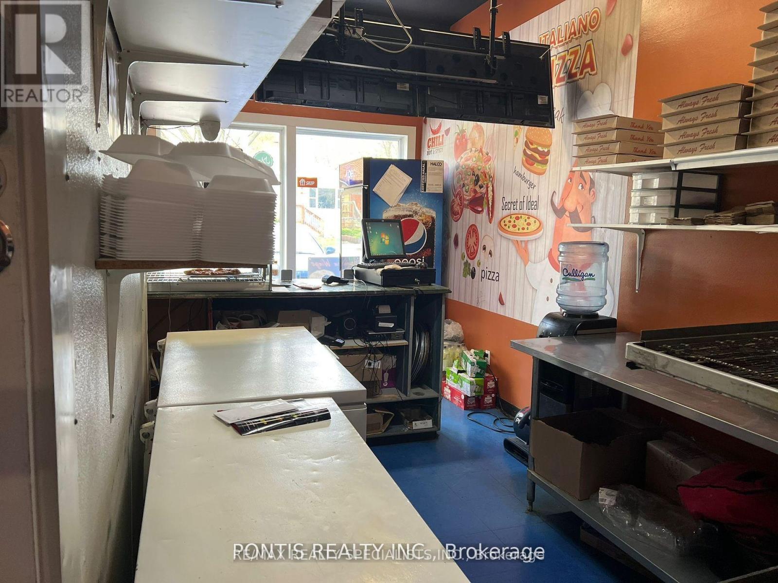 21 Mckay Street, Cambridge, Ontario  N1R 4G2 - Photo 3 - X13068958