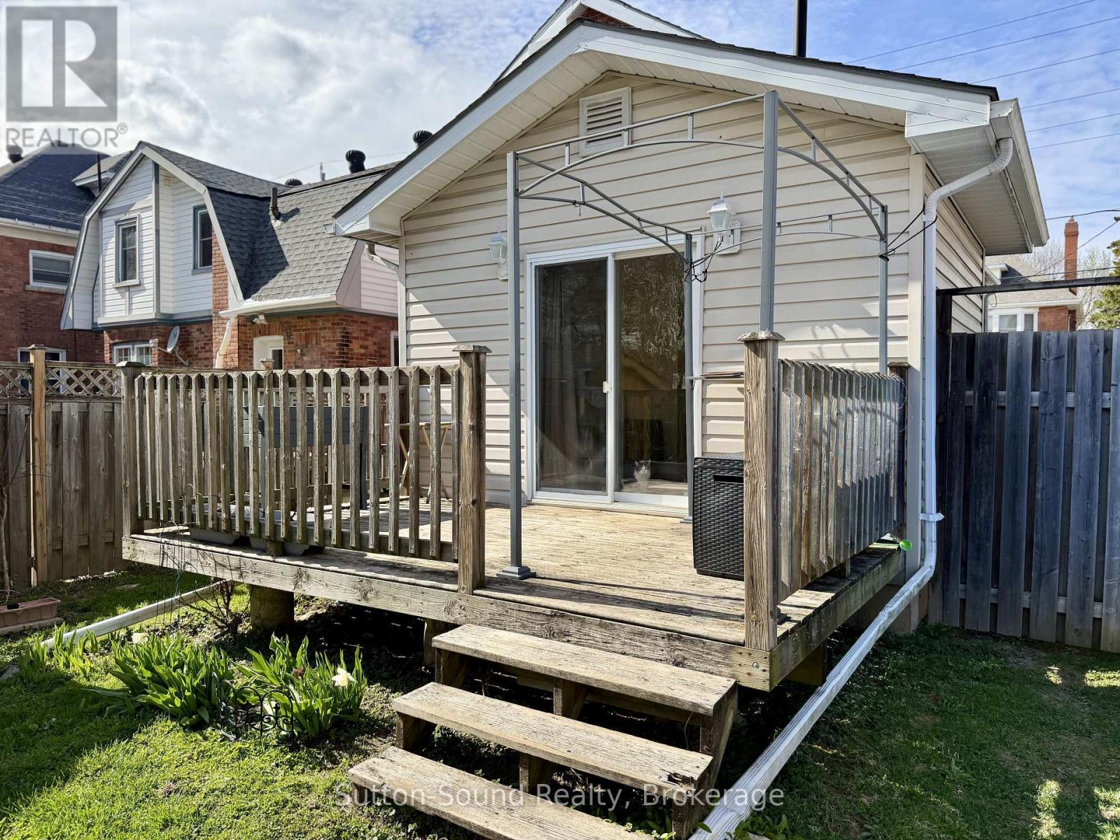 269 6th Street E, Owen Sound, Ontario  N4K 1E8 - Photo 38 - X12728458