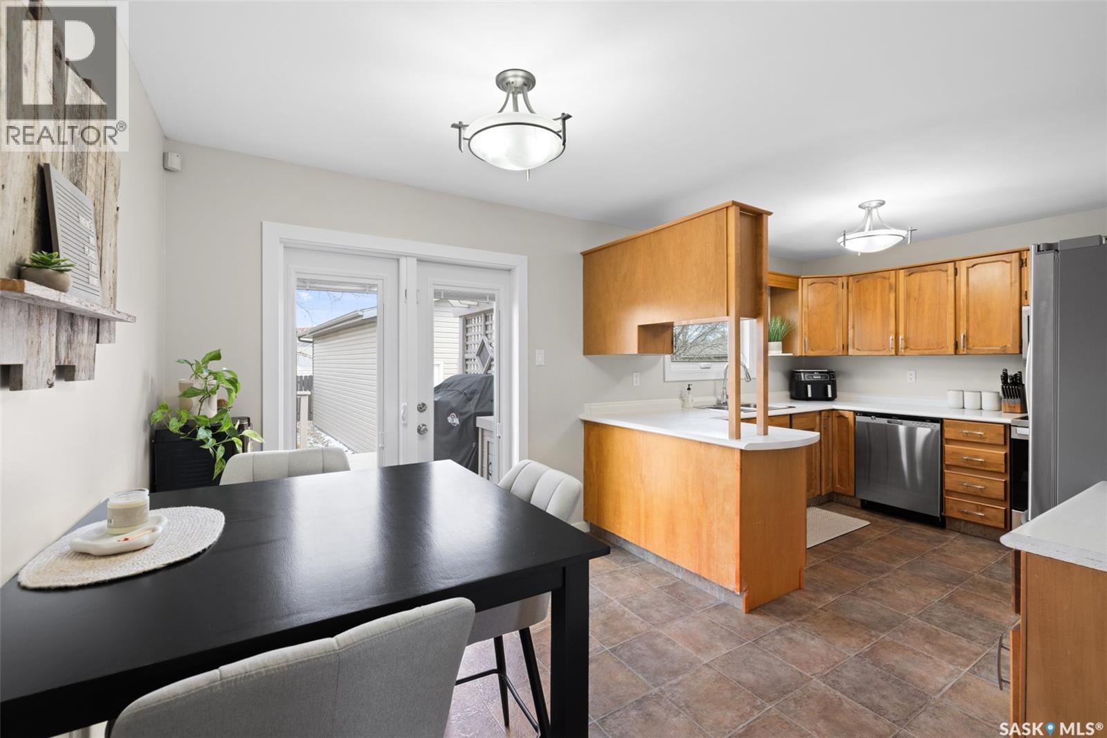 1235 Bourne Street N, Regina, Saskatchewan  S4X 3C1 - Photo 6 - SK034561