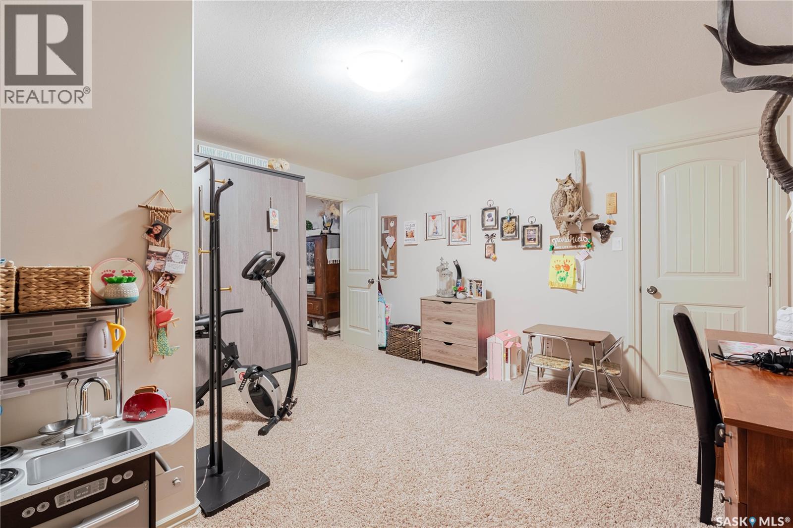 805 4th Avenue Nw, Moose Jaw, Saskatchewan  S6H 3W8 - Photo 41 - SK034483