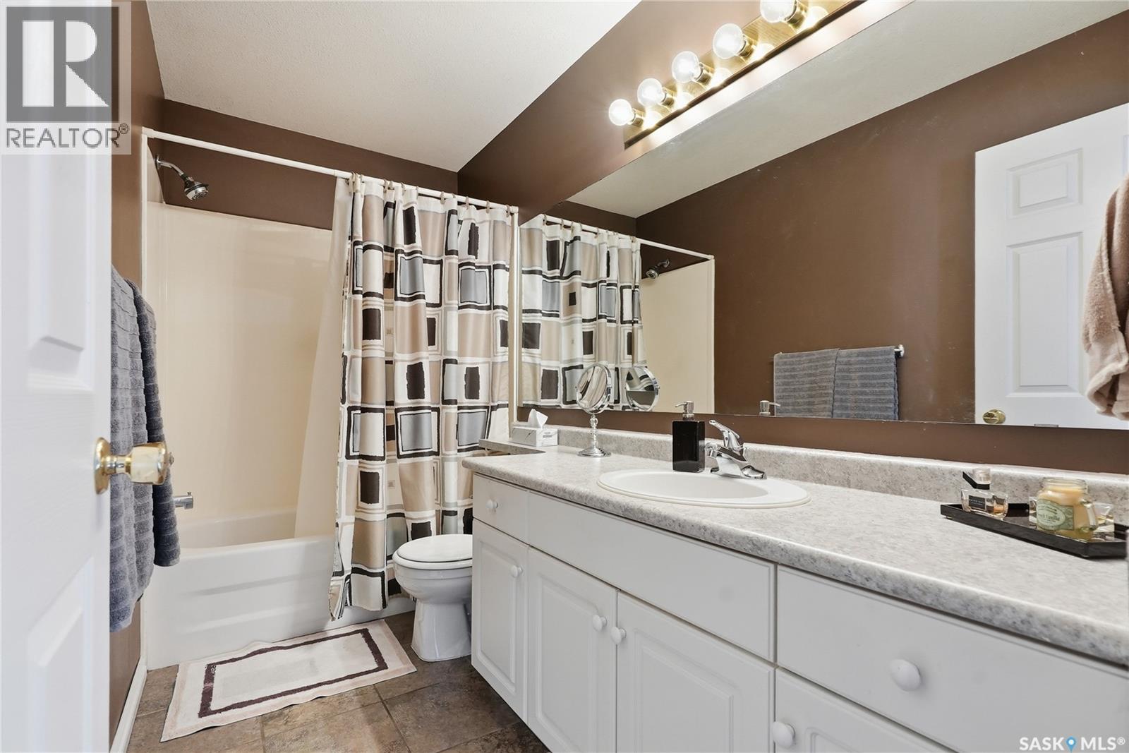 9 605 Perehudoff Crescent, Saskatoon, Saskatchewan  S7N 4N7 - Photo 19 - SK034478