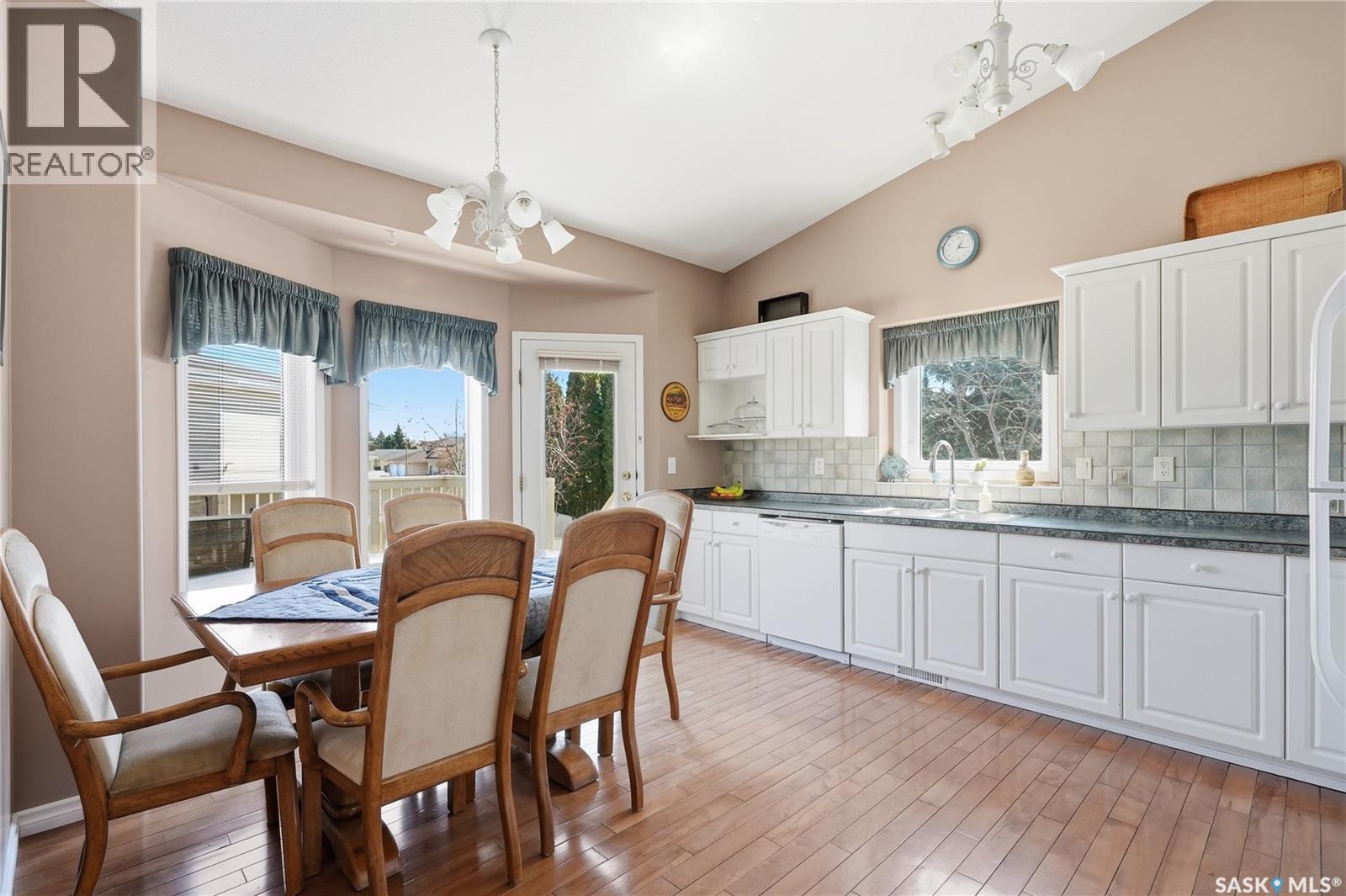 9 605 Perehudoff Crescent, Saskatoon, Saskatchewan  S7N 4N7 - Photo 7 - SK034478