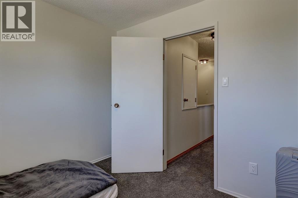 10018 79 Avenue, Grande Prairie, Alberta  T8V 4E8 - Photo 17 - A2306100