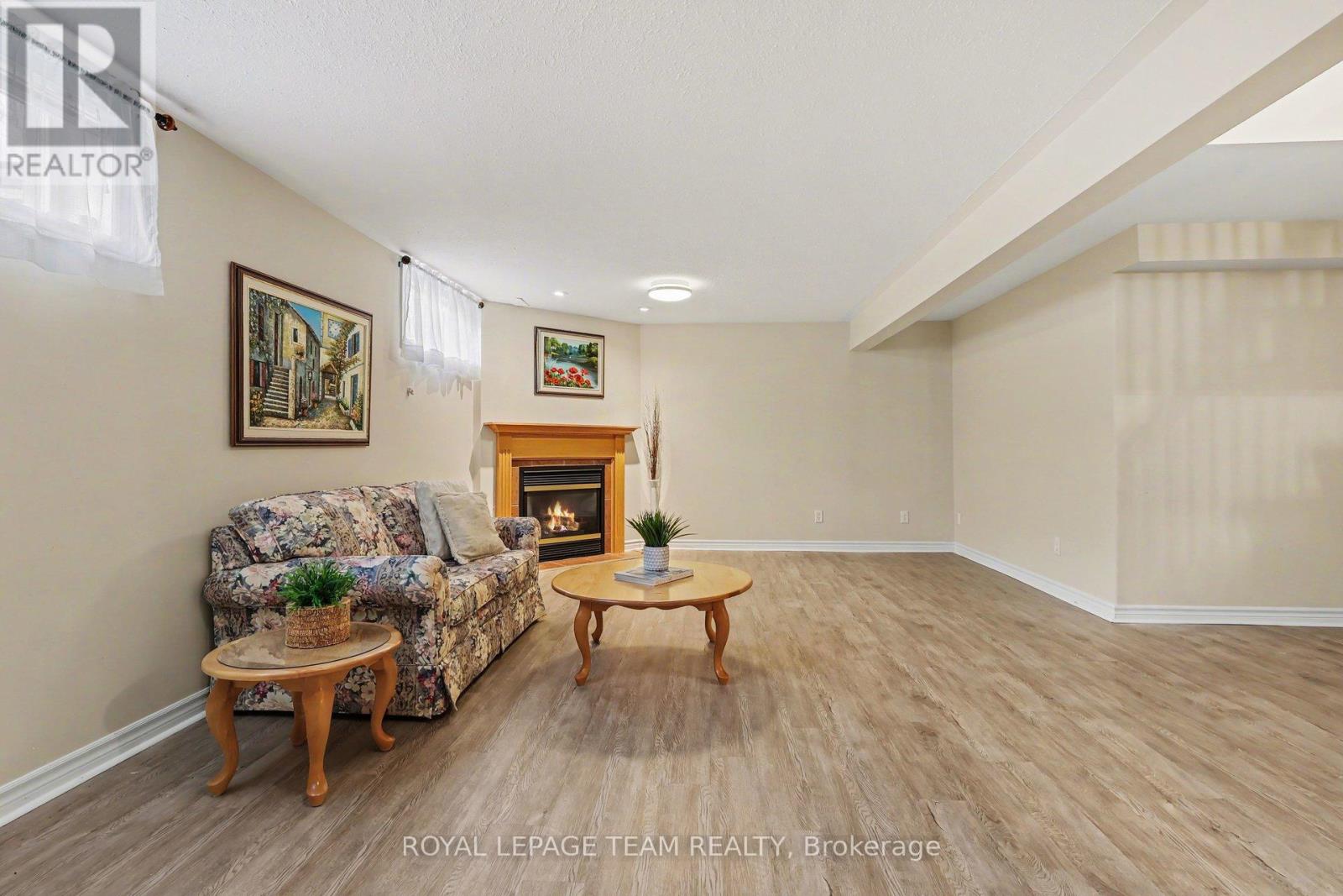 751 Vermillion Drive, Ottawa, Ontario  K1V 1V8 - Photo 27 - X12930136