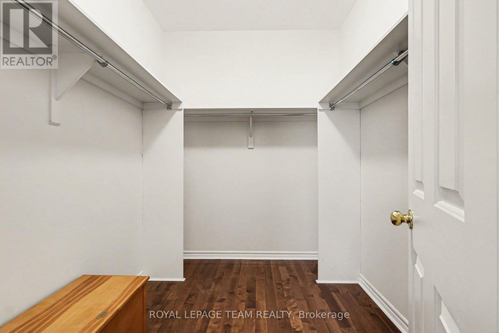 751 Vermillion Drive, Ottawa, Ontario  K1V 1V8 - Photo 20 - X12930136
