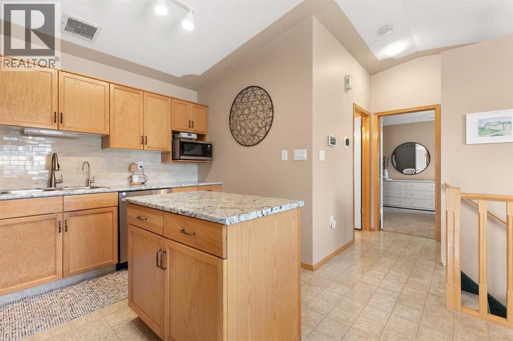 277 Stratton Way Se, Medicine Hat, Alberta  T1B 4J2 - Photo 9 - A2306129