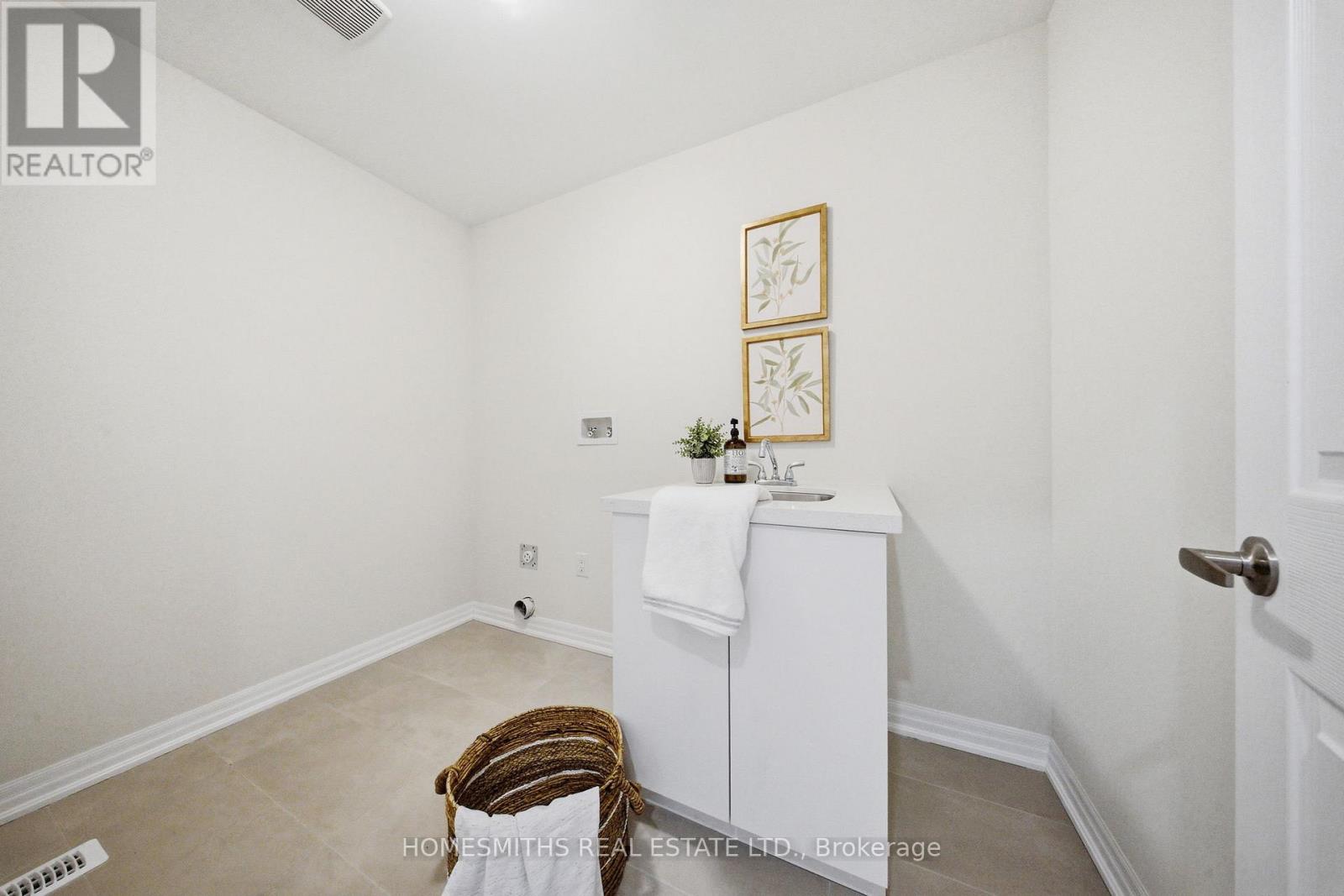 11 Northrop Avenue, Clarington (Newcastle), Ontario  L1B 0W6 - Photo 38 - E13069408