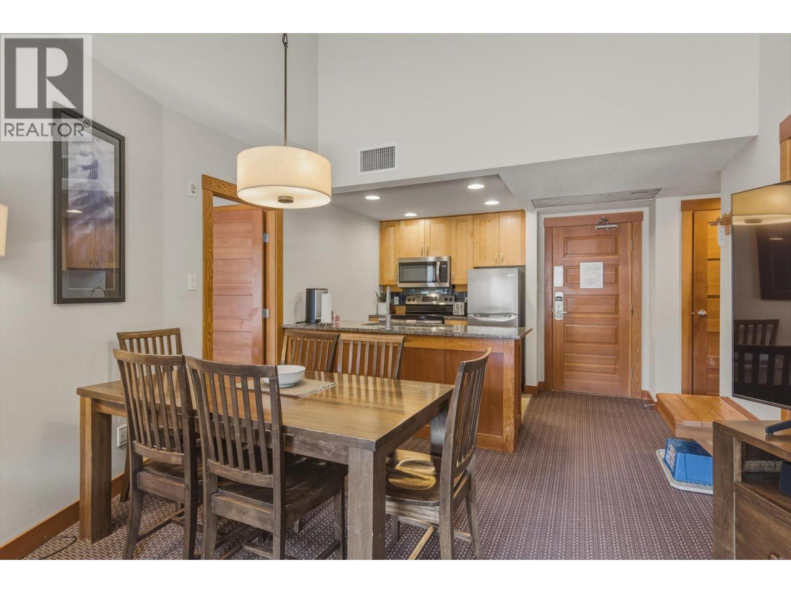 523c 2036 London Lane, Whistler, British Columbia  V8E 0N7 - Photo 11 - R3118083