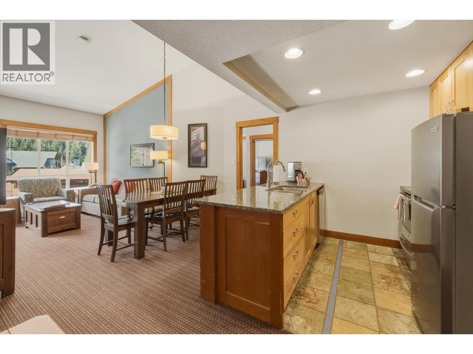 523c 2036 London Lane, Whistler, British Columbia  V8E 0N7 - Photo 14 - R3118083