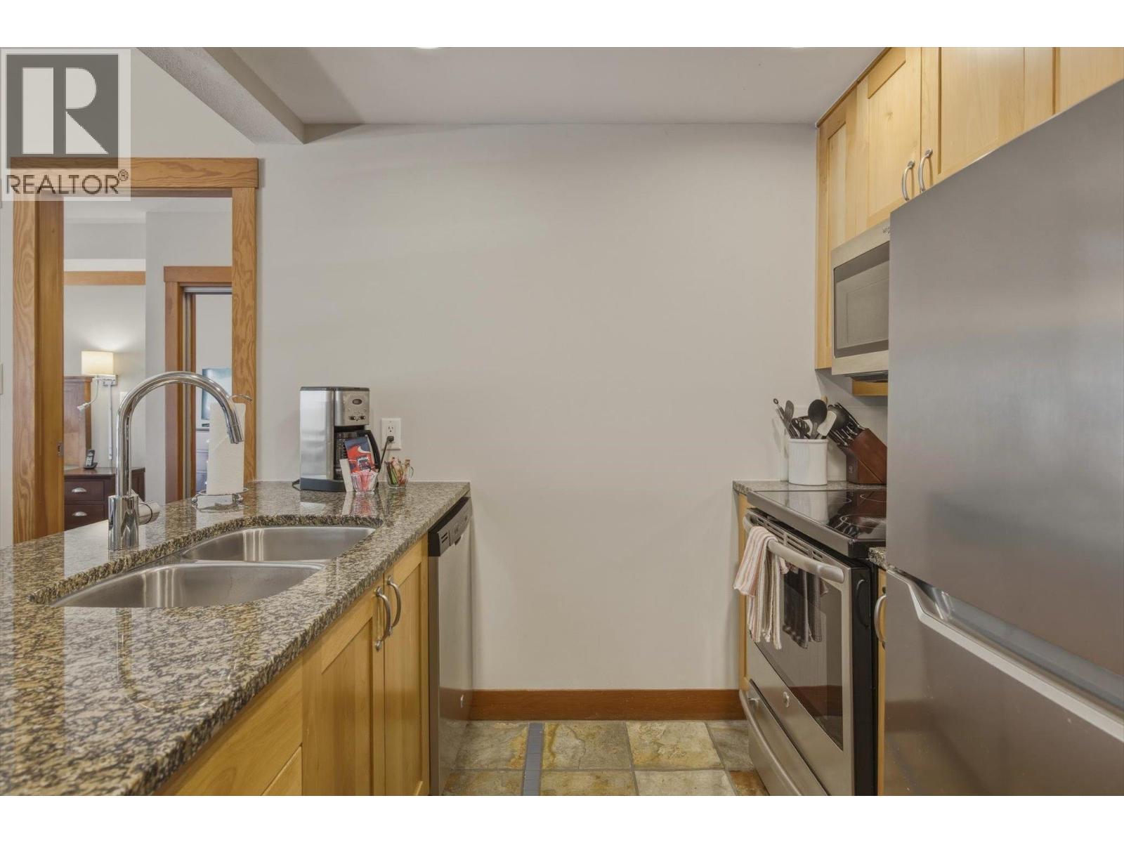 523c 2036 London Lane, Whistler, British Columbia  V8E 0N7 - Photo 13 - R3118083